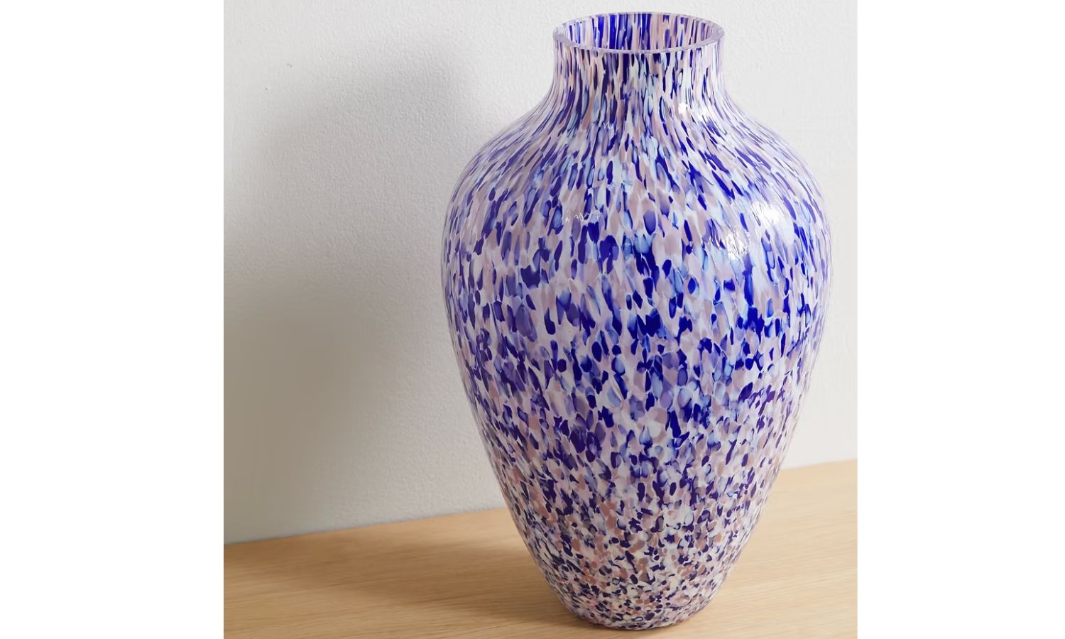 Glass vase