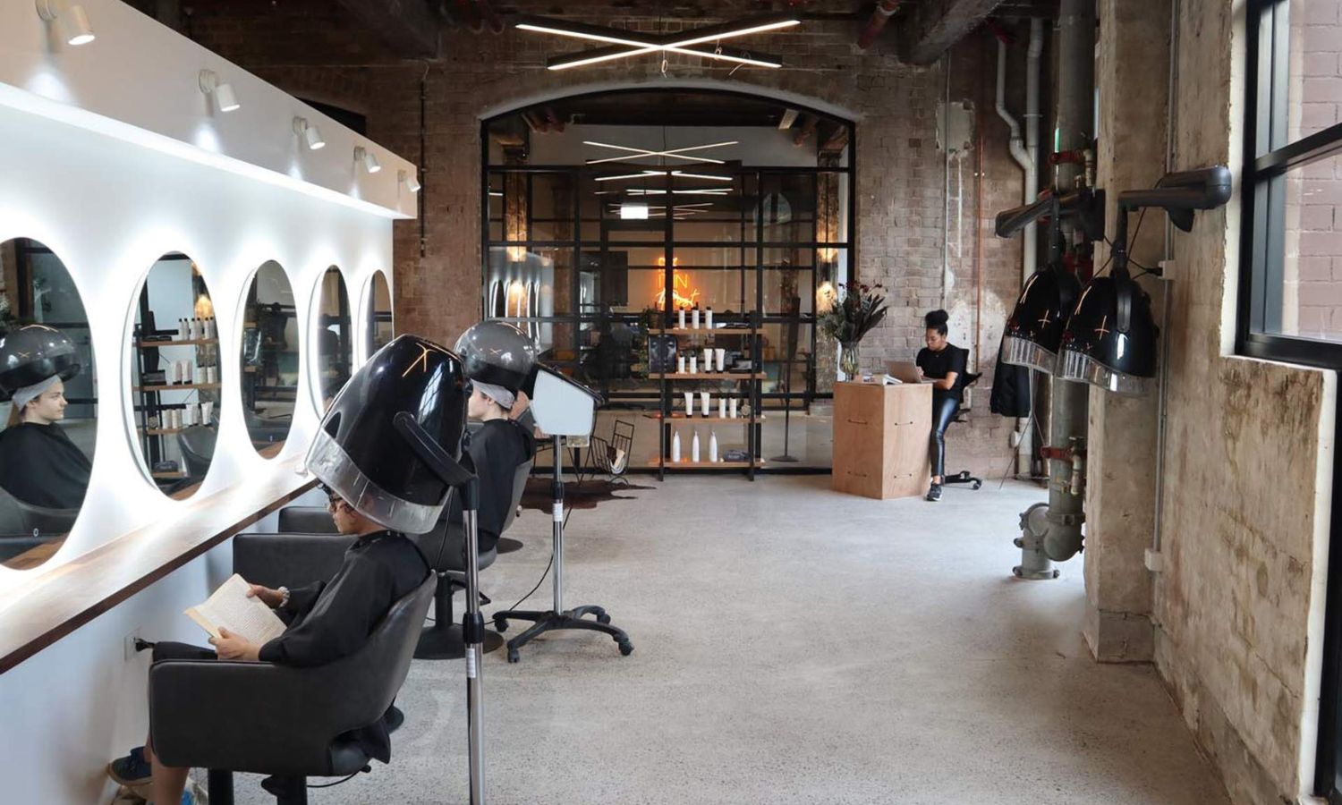 At Rumbie & Co you'll find hairdressers who specialise in curls of all varieties 