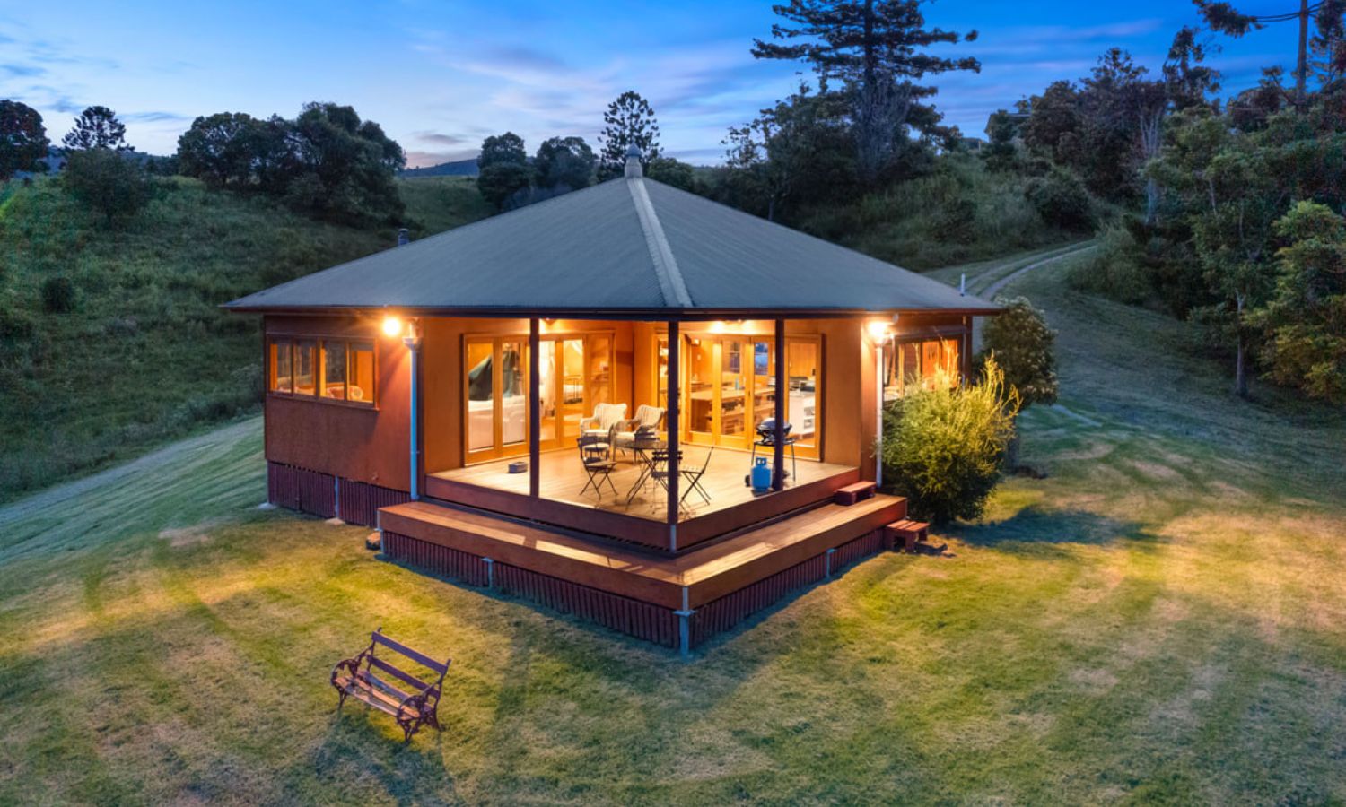 best accommodation lamington national park 