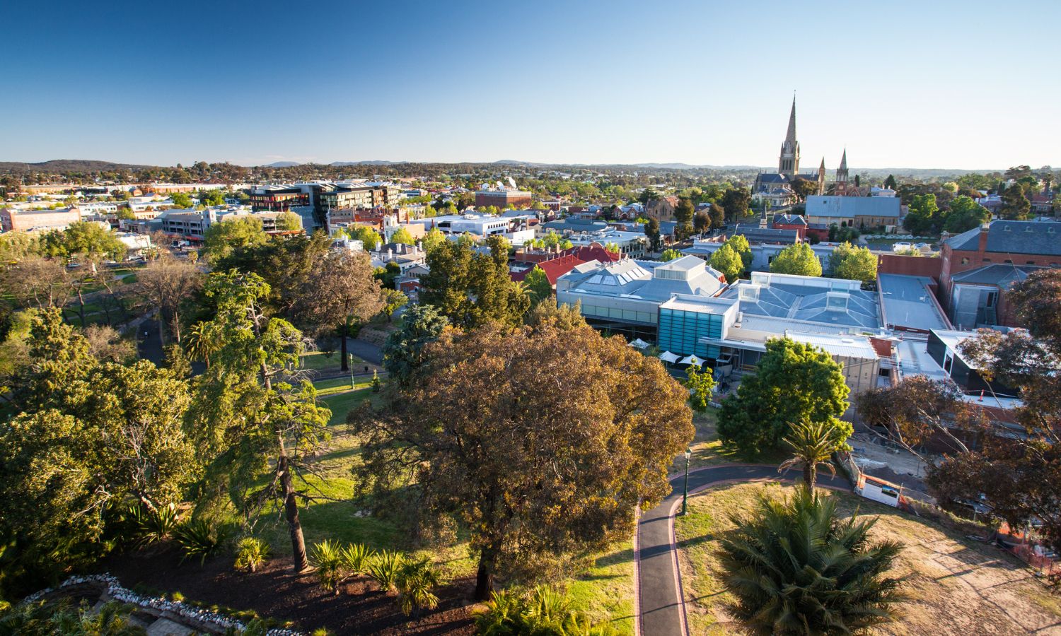 Bendigo top town