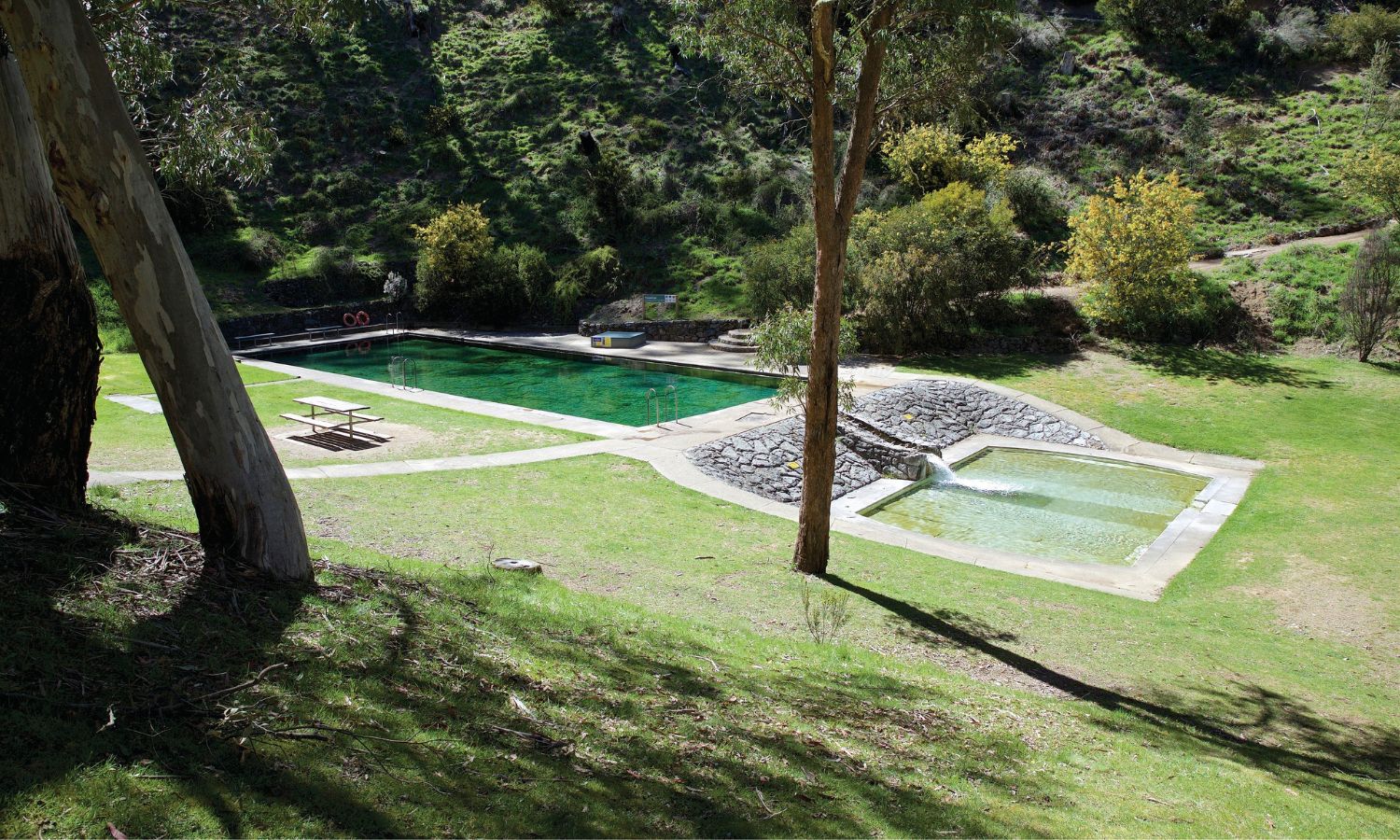 Yarrangobilly Caves Thermal Pool NSW hot psrings