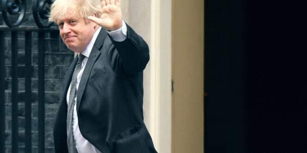 boris johnson resigns