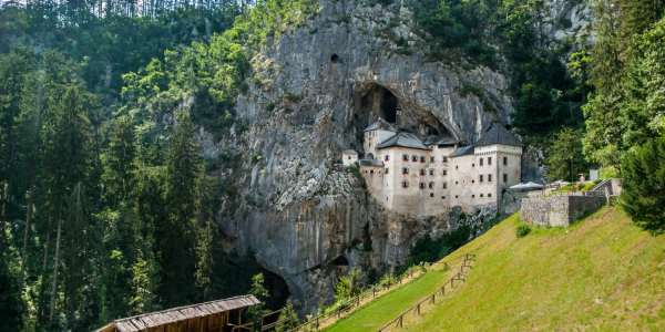 Predjama Castle