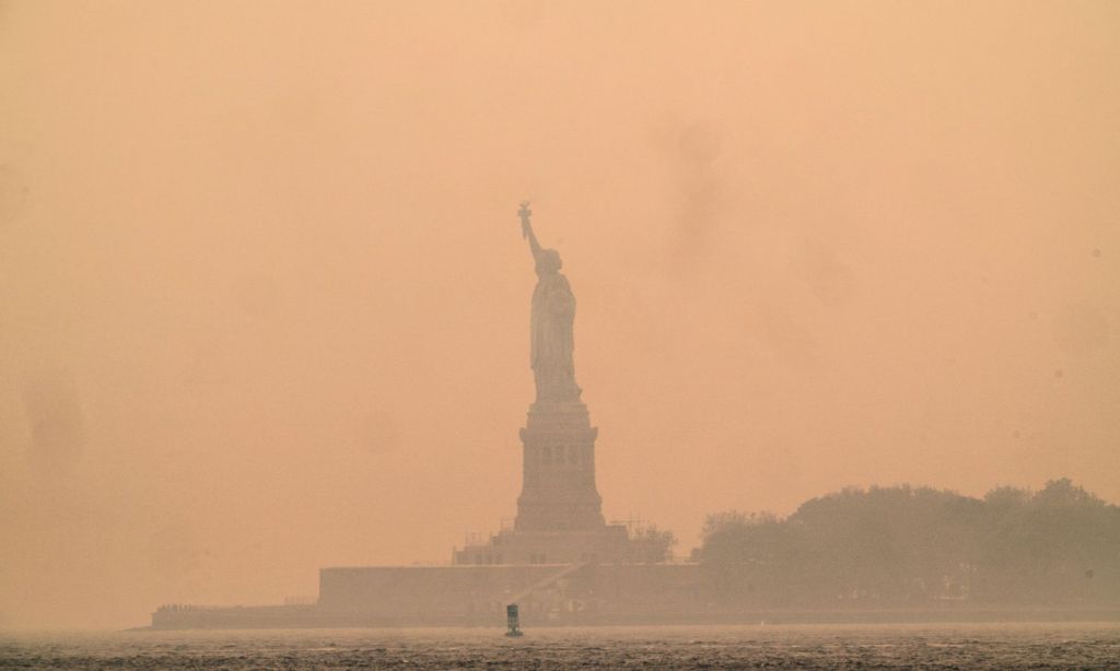 Smoke in new york city.