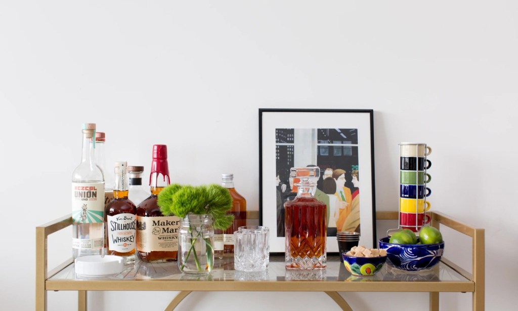 how to stock your bar cart (1)