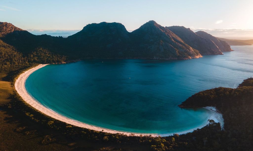 Wineglass Bay Tasmania walks