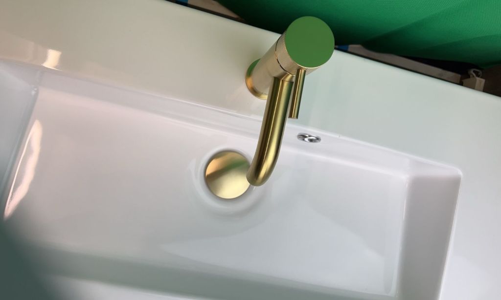 How to choose bathroom tapware finish